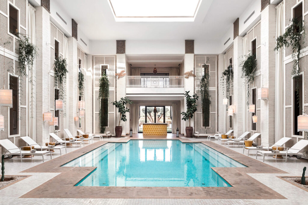Airport transfer – Royal Palm Hotel / Aqua Fun